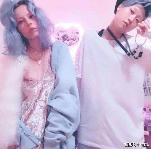 时尚|成龙的女儿吴卓林真是太“野”了，日常搭配似时尚博主，真的很潮