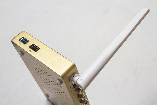 外壳|一键开启 傻瓜操作 纵享4K—海美迪H7Plus旗舰4K电视盒子