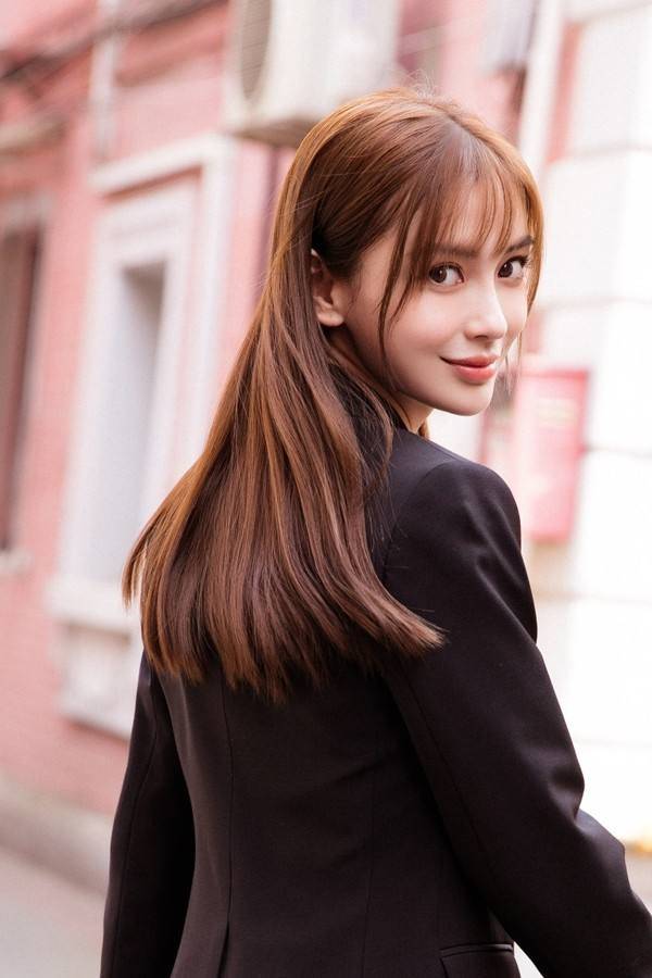 连白冰|连白冰都hold不住的公主切，却让Irene变得好惊艳，原因是这3点？