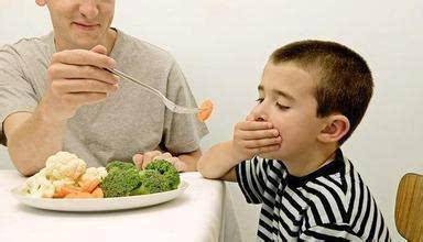 孩子执拗不吃饭,要不要“饿他一顿”?答案让人后怕,别再做错了 孩子执拗不吃饭,要不要“饿他一顿”?答案让人后怕,别再做错了