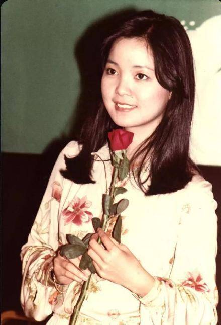 鼻子|这些女星鼻子都有小bug,但还是拥有超高辨识度,而不沦为大众脸