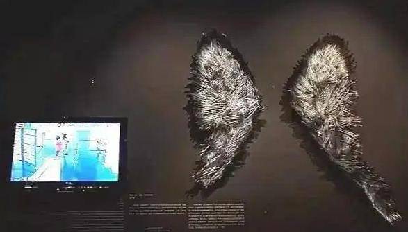 原创天价艺术品又被熊孩子毁了，别再拿“他还是个孩子”当借口！