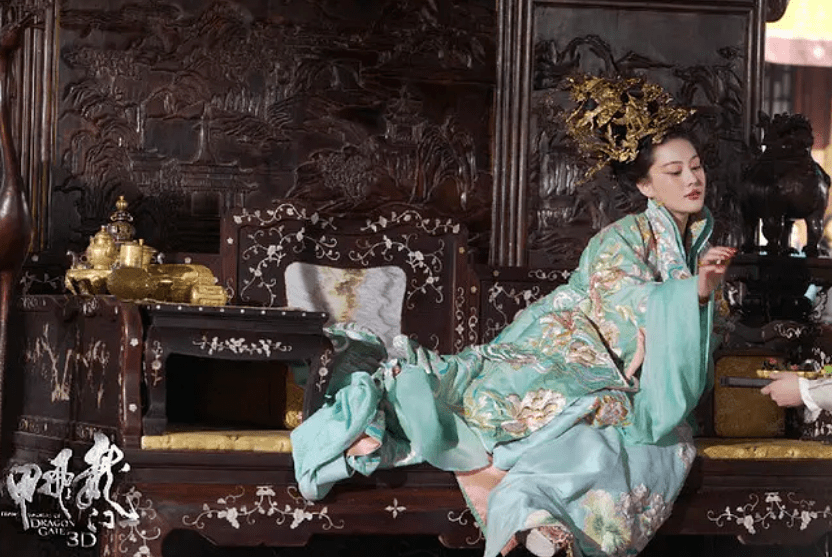 电影|原创30岁之后，曾经“任性”的张馨予，开始展现“可怕”的自律那一面