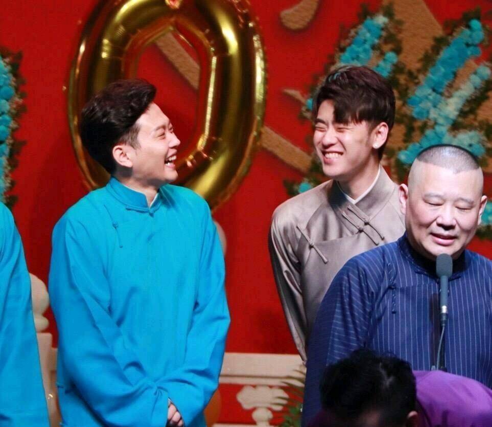 张云雷x孟鹤堂:德云社"闺蜜组",时光很美,你也很美