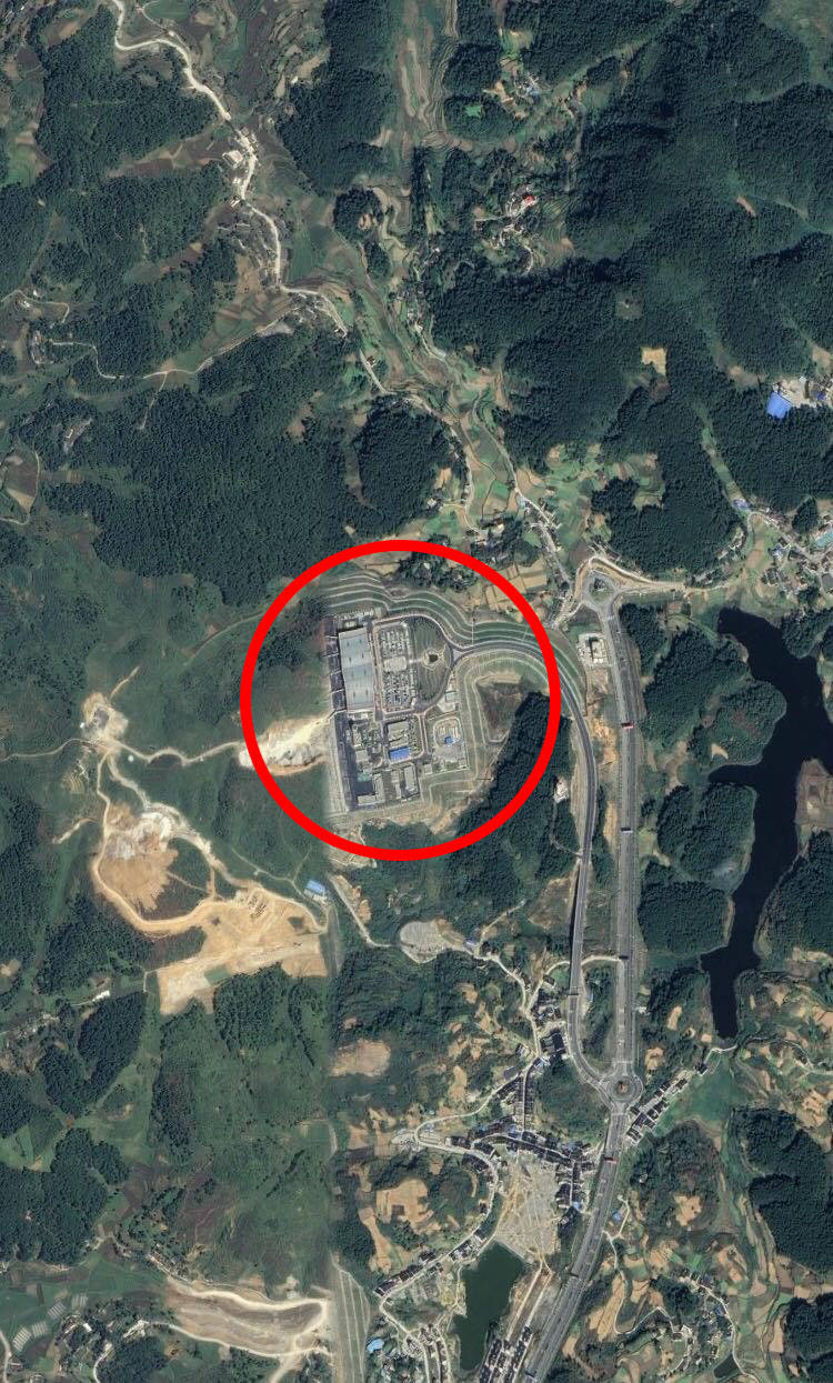 卫星看遵义茅台机场,周围全是山,国内最小的机场?