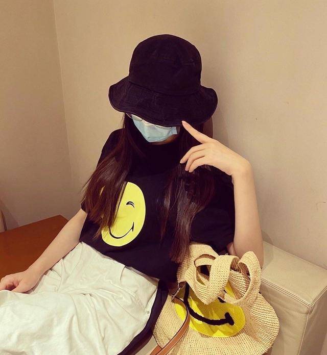 粉色|36岁唐嫣产后复工，穿粉色流珠裙出镜气质美绝，状态越看越年轻