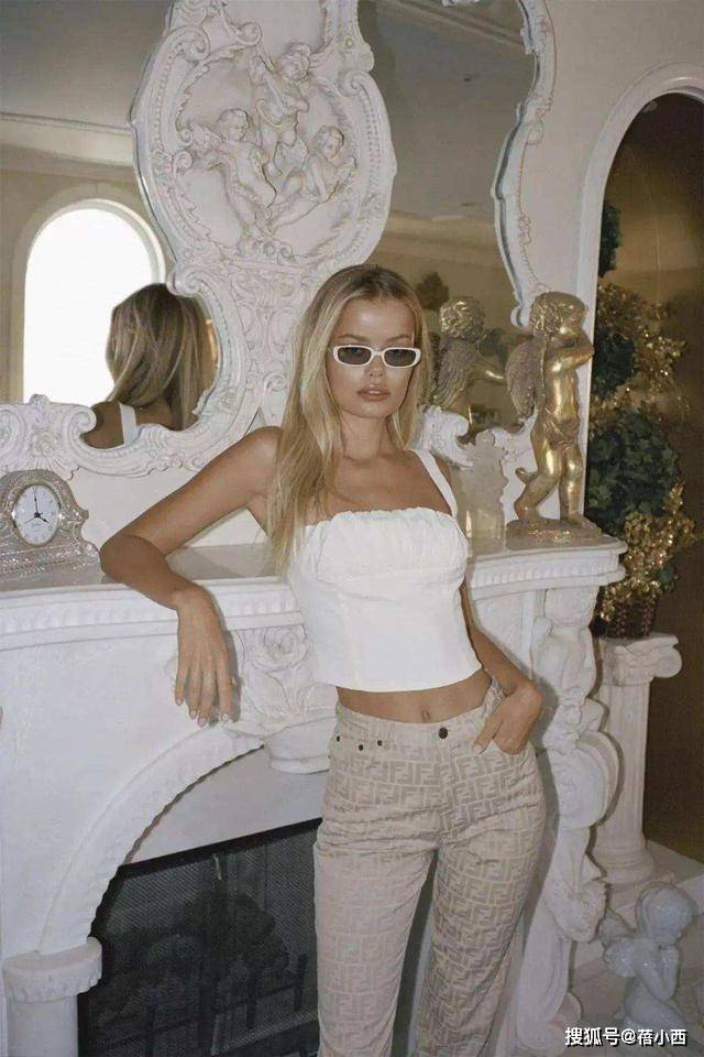 沈梦辰|今夏流行“渣女衫”？讲真！这4件上衣更时髦洋气，帮你搭配0烦恼