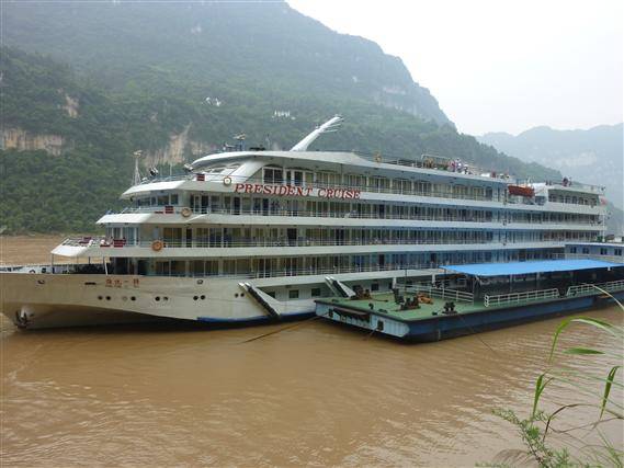 作为推动"长江三峡游"到"长江全域旅游"的先行者,世纪游轮还将继续