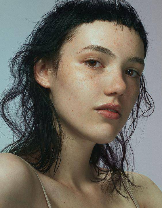 防晒霜|涉水底妆：做好防水基础功课，无所畏惧炎炎夏日