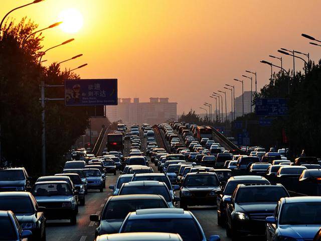 汽车|2020车市料将下滑10%，老百姓不爱买车成主因？