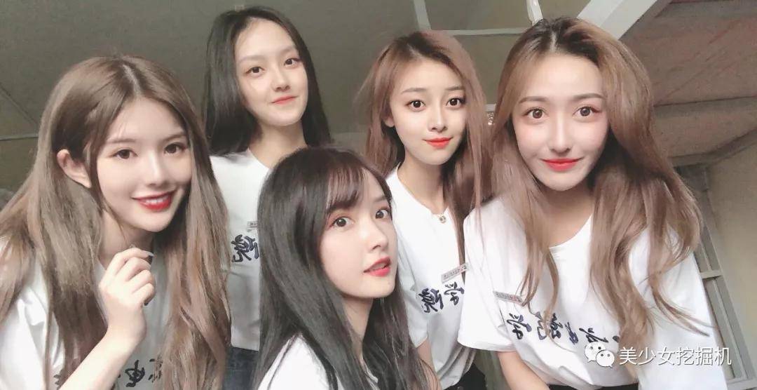 空降|原创撞脸半个娱乐圈打败张子枫拿下艺考第一，空降小花第一梯队？