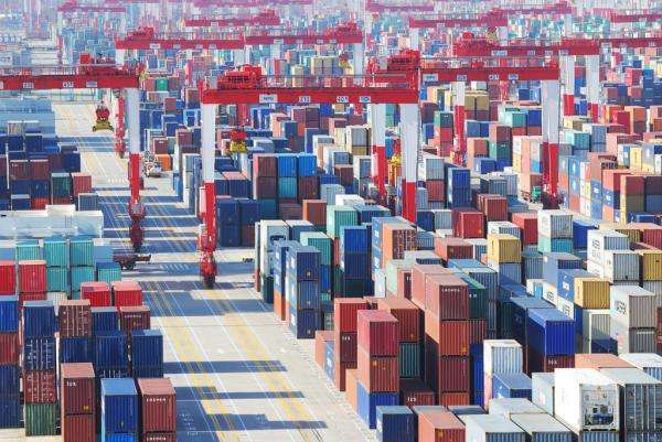 中国|中国石油都不够用，为何每年还要出口石油，出口售价还更便宜？