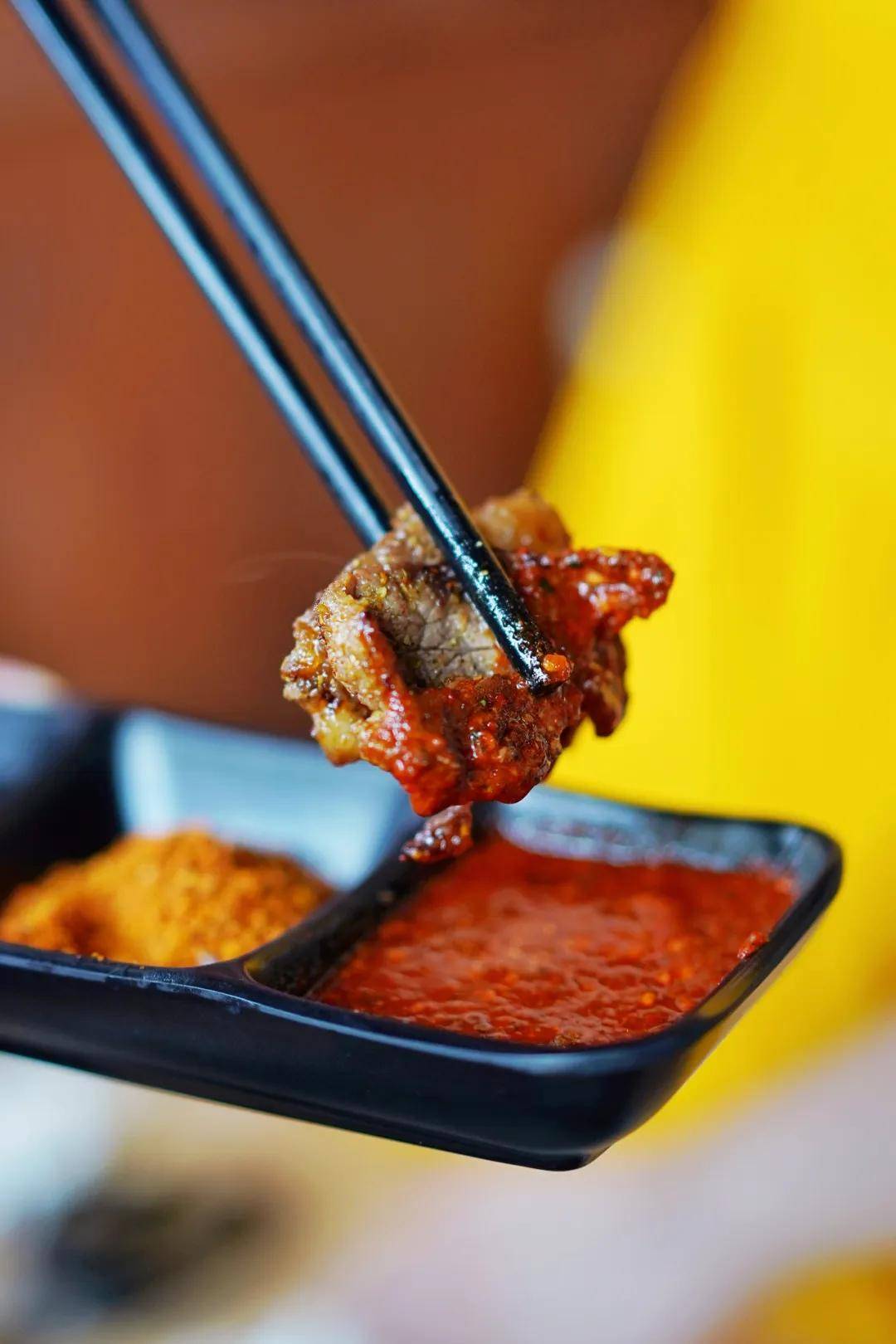 味蕾|买二送一吃到撑！雅莉家【五花肉节】来了