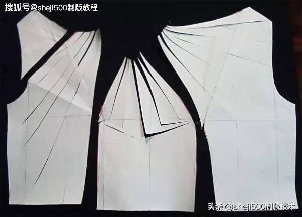 教程|434 扭结裙子纸样及缝制教程