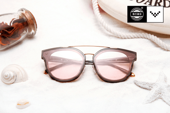 面部|眼镜也是加分项·如何展现独特面部魅力？