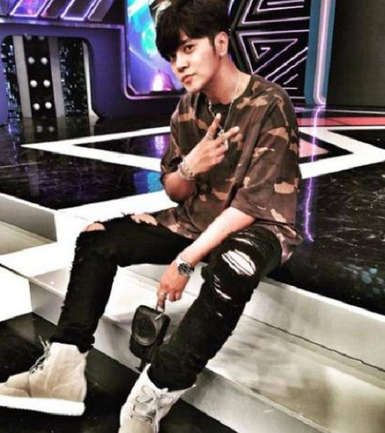 鞋子|一双鞋能支付一栋小房子首付？罗志祥如此高调炫富，回归自我了吗