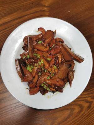 怎样做美味冻牛肝菌 af5a2b7acde443f7b6f372aec28a338f.jpeg