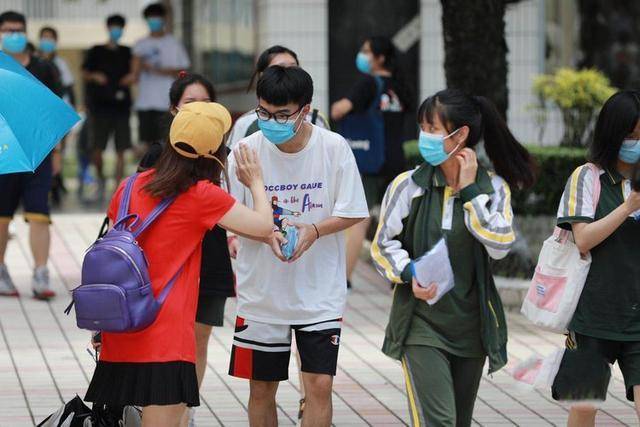 河北省高考分数排名_2020河北省高考成绩放榜,录取分数线暴跌