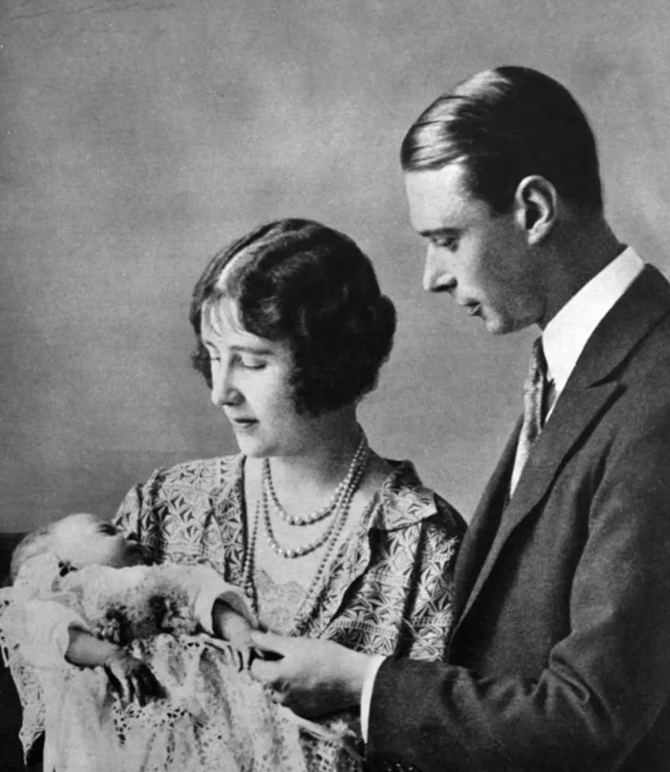 《老師原來是女王》第1~80集【高清完结合集】丨鳳堂之主化身教師守學院，收服魔鬼一班化解危機，20  天衝刺闖進全市前三！#都市#总裁#逆袭#爱情#drama#短剧#盛世短剧, image size:972x1120