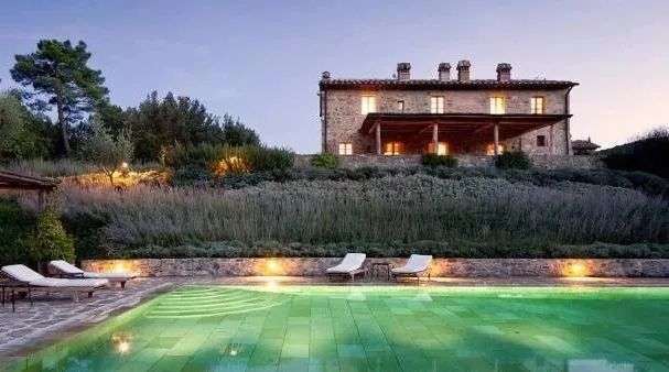 观点评论|共享民宿，等待黎明