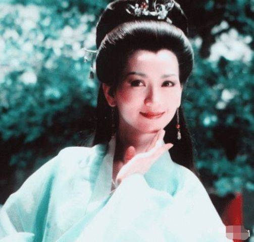 赵雅芝出演新白娘子传奇挣了多少钱 16ab70ae09e34700b5f733b053588d28.jpeg