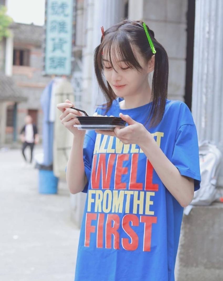 40f489b4e1604a02b7c4998b69502b3a.jpeg