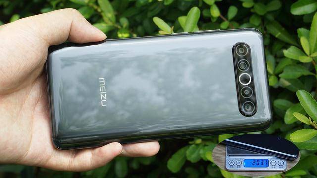 真香|魅族17测评：120Hz直屏，真香警告？