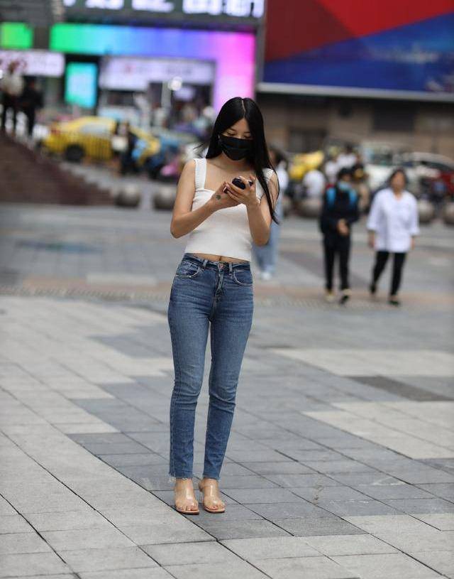 1c7a5252d02d4171a6ea2f2587d67a14.jpeg