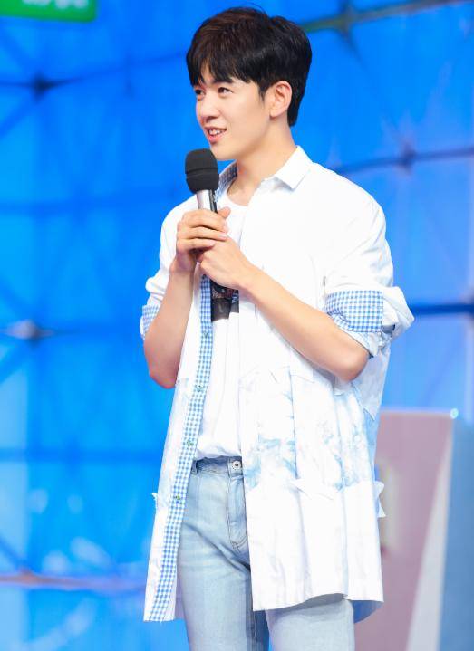 仝卓|仝卓要求恢复高考成绩：分数凭什么撤销？热心网民现身普法