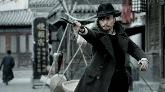 对比|原创《火线三兄弟》主演现状对比，黄渤的歌太魔性，李梦成潜力新星