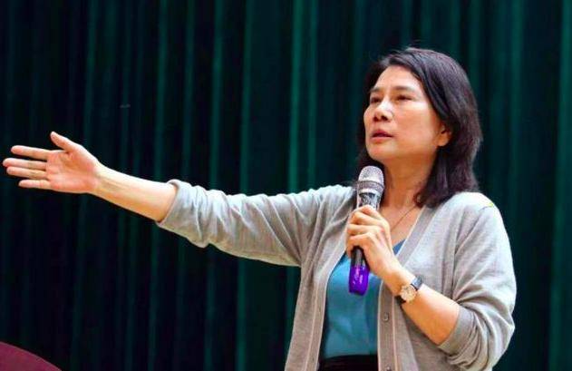 原创董明珠：钱多少对自己不重要我的梦想是格力排名全世界第一