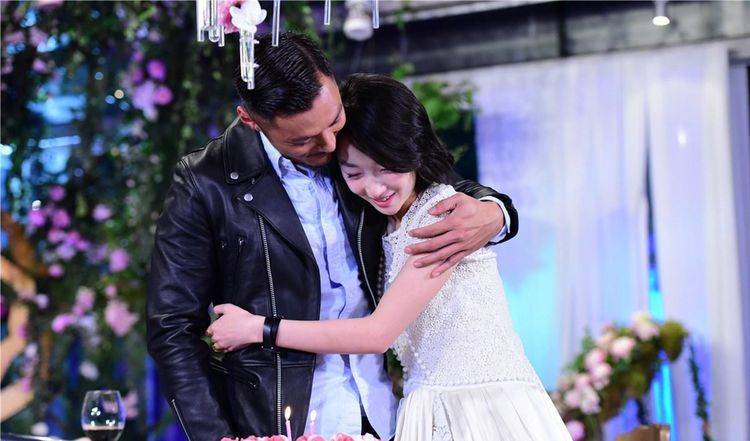 网剧霸道总裁爱上你 8becfc10a32c4f89bcb329a302dce846.jpeg