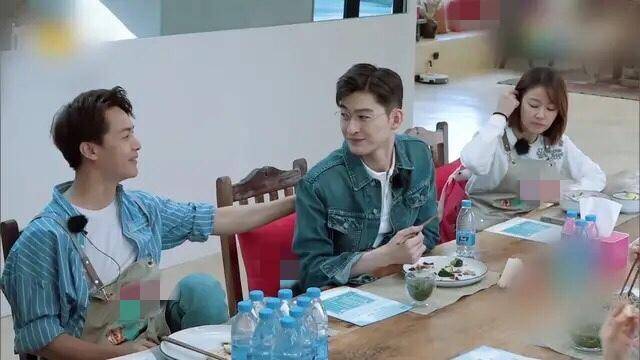 胡军|原创杨洋被胡军连环套路，引陈学冬下场呵护，同为郑爽的CP却惺惺相惜