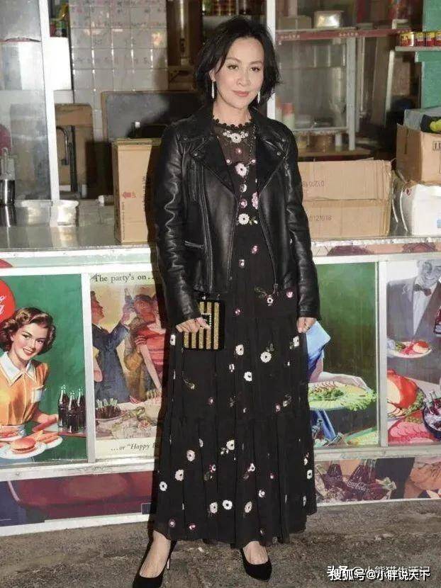 效果|刘嘉玲还是难逃“中年发福”，本想穿一身黑来显瘦，却显矮又显胖