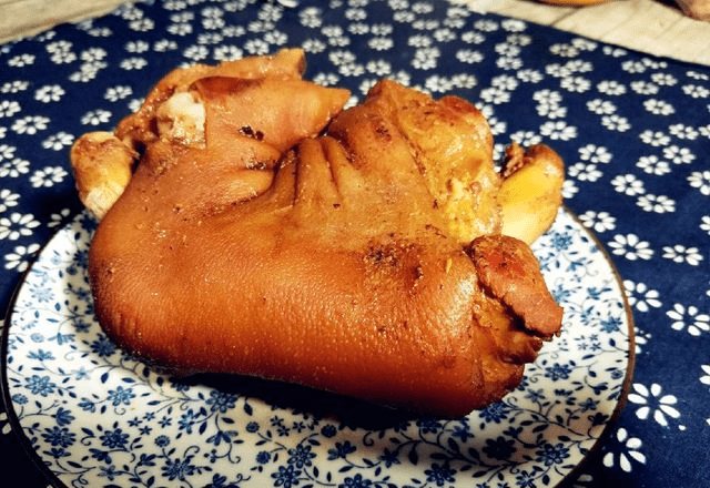 猪脚怎么卤入味又不烂 71c614621d984611ab6f6f44bb875531.png