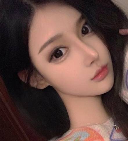 carol|19岁拥有千万房产，实名制吐槽网红，好衣品不输杨幂