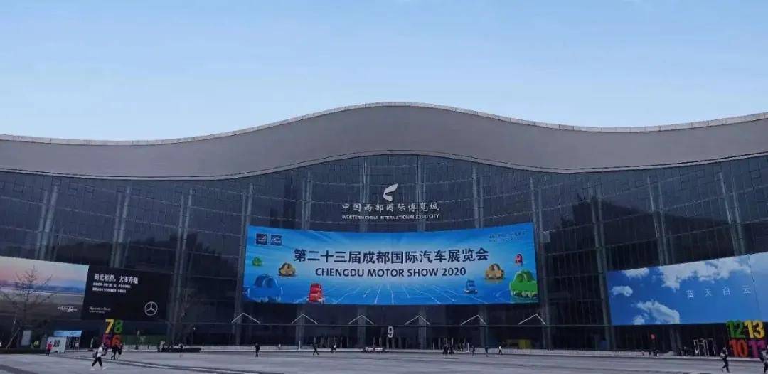 成都2015车展时间_2015成都车展_2015成都车展美女模特