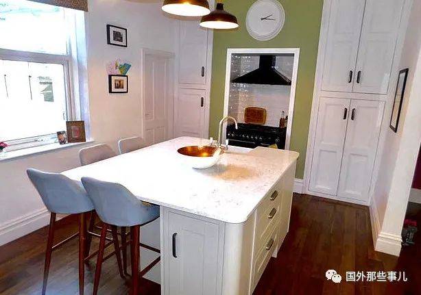 约合|夫妇价值155万别墅因为疫情卖不出去,挂9元甩卖