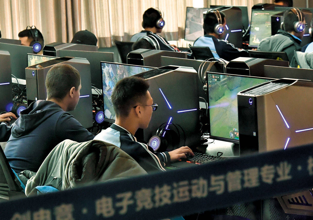 相关|电子竞技的崛起！除高校开设相关专业外，其市场规模已接近1000亿