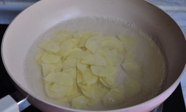 土豆的做法大全不放辣椒 c3e8184ac4c94e4db4ffec4352e1aefe.png