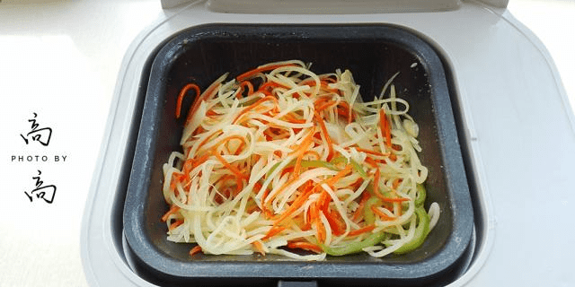 土豆丝的做法简单一点 2aa949181b954bd7adb3ff4683406454.png