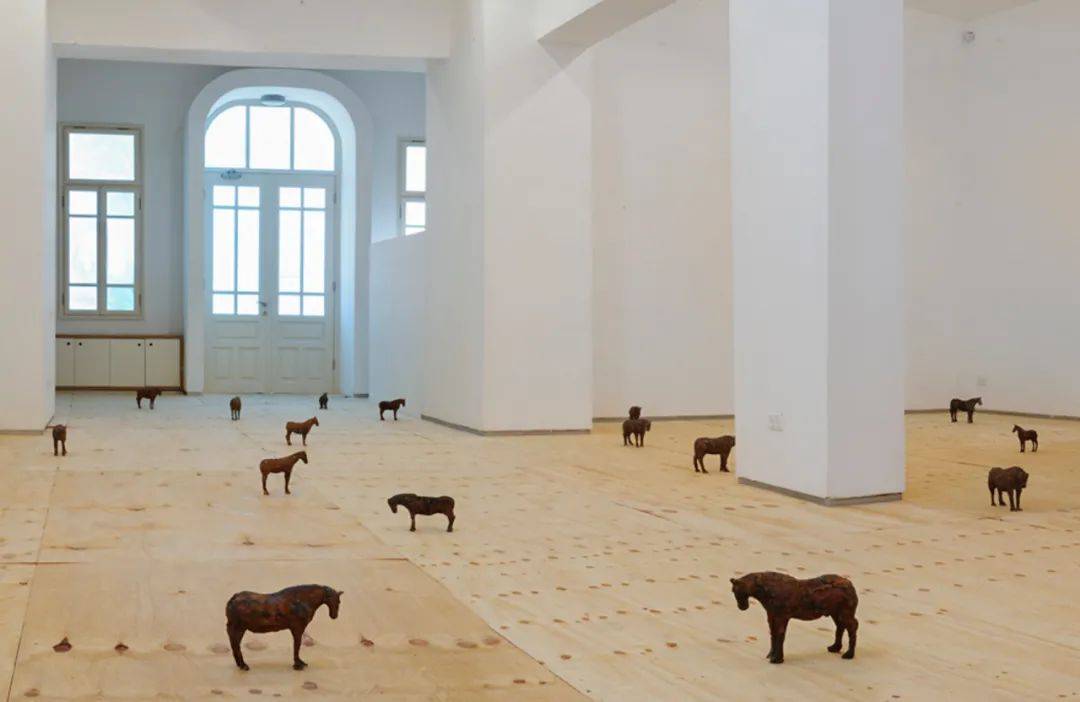 知识科普|怎么用 “艺术” 形容孤独感？