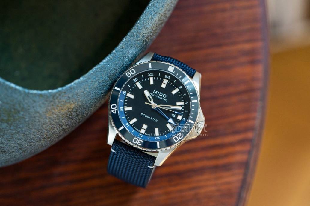 >                                不上万余元，美度最新款开拓者GMT手表