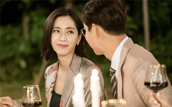 夫妻的世界在线观看韩剧网 0c512593933043d29105b62cfacbd1fd.png