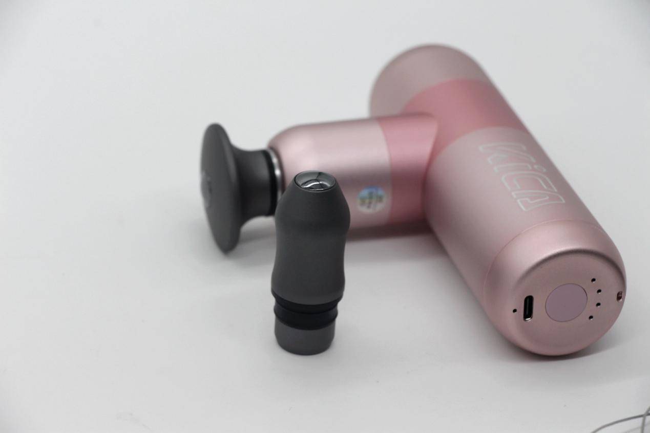 神器|火爆健身圈的神器，小巧便携又好用，KICA K2筋膜枪体验肌肉SPA