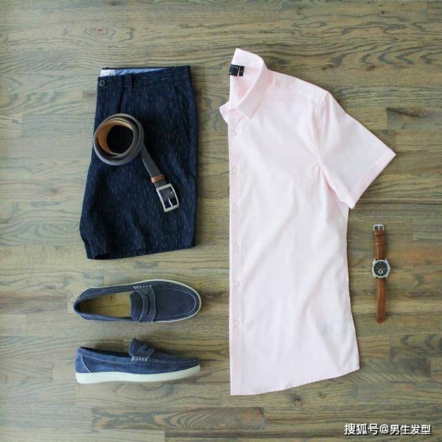 休闲|男生穿“短袖衬衫”休闲帅气，夏天有这6套就够了，轻松告别闷热