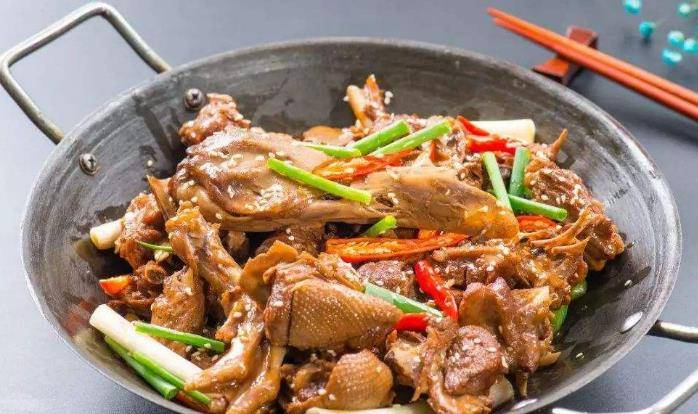 烧什么菜需要豆瓣酱 d895310e2d004868accc3e1591789d11.jpeg