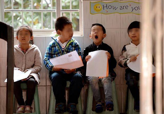 孩子|这些陋习是孩子的“身高杀手”，家长要尽早帮他改正生活中