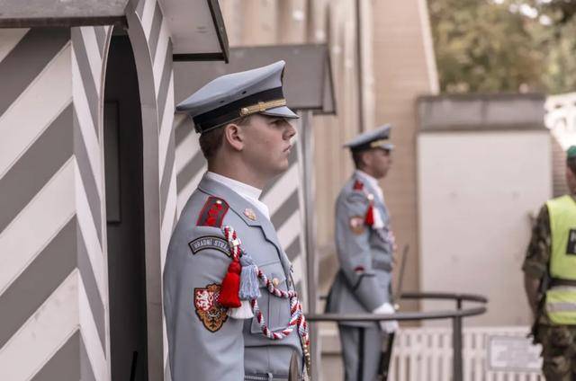 问题|?张杰彬:如何驾驭大咖?附上《大咖驾驭指南》