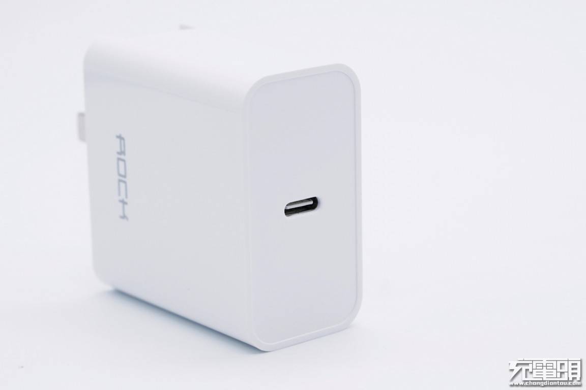 测评盘点|拆解报告：ROCK洛克65W USB PD氮化镓快充充电器